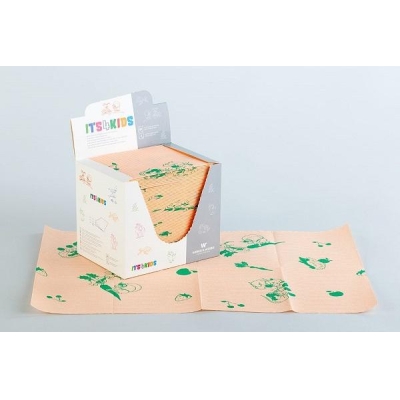 Rõõmsate trükistega lehed Aprikoos